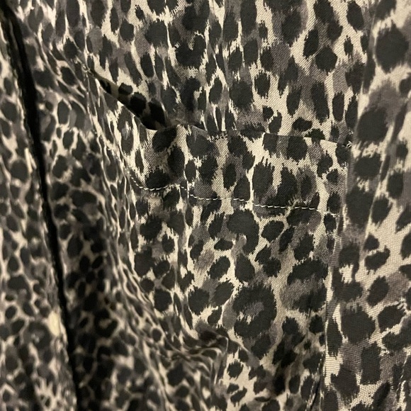 Leopard Button Up Blouse - Picture 3 of 7